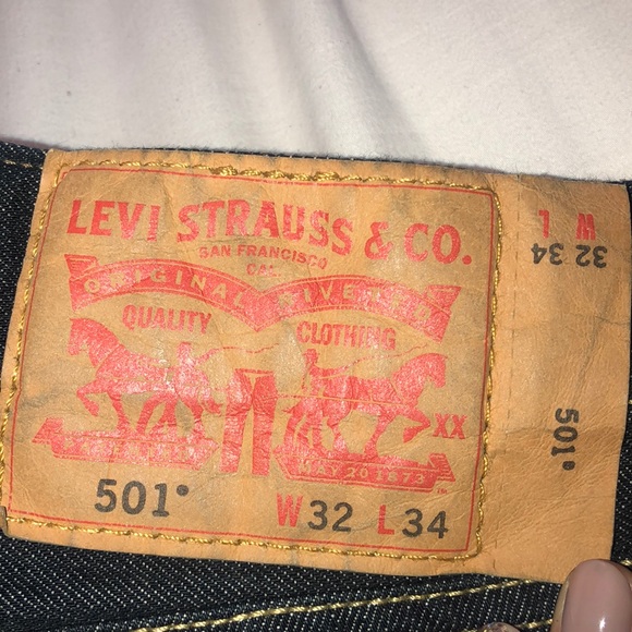 LEVI’S - Picture 3 of 4